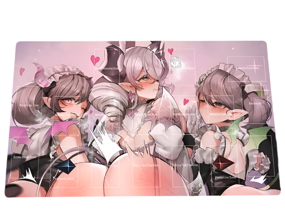beautiful labrynth laides playmat showing you her huge ass 